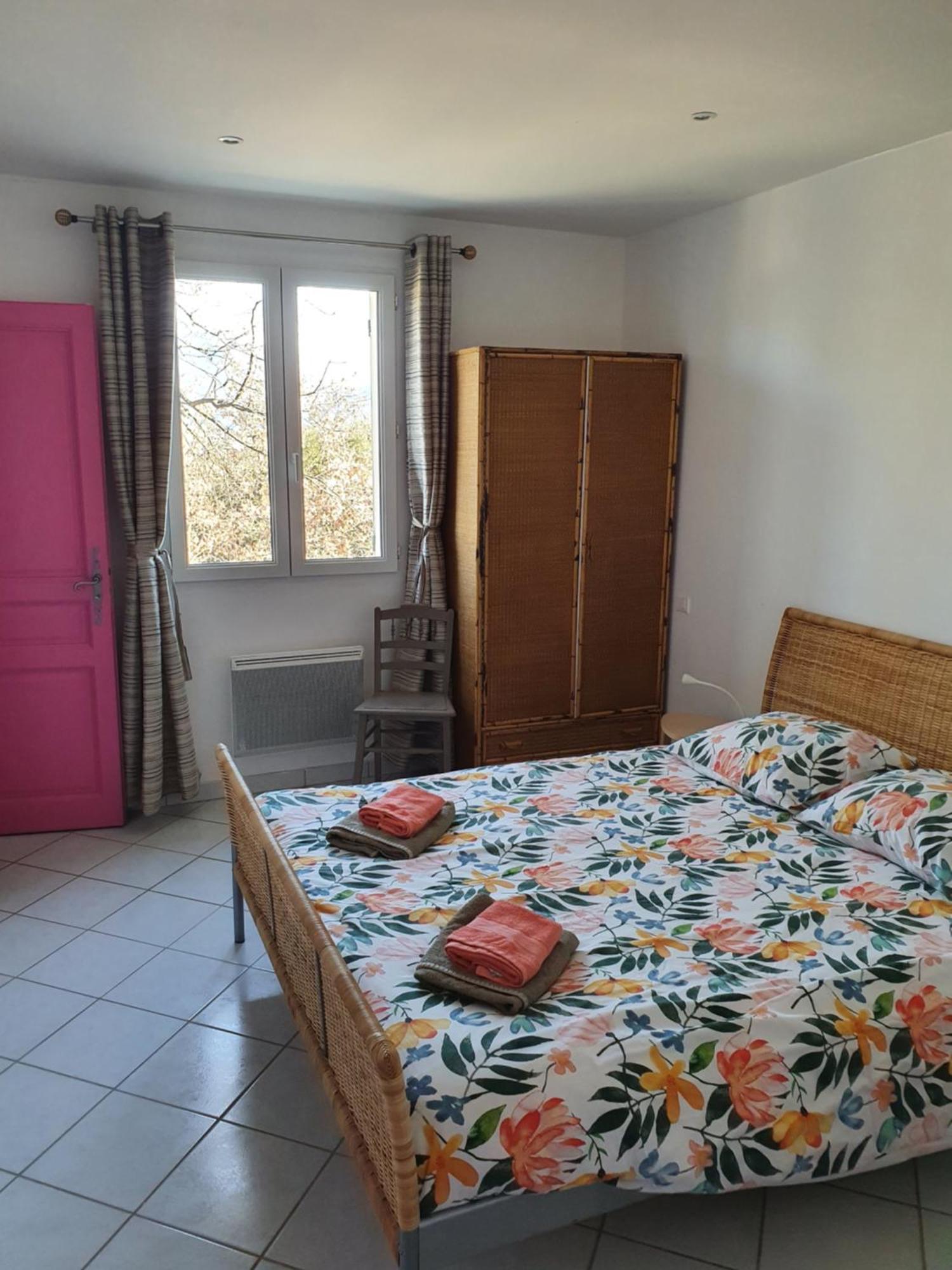 Le Soleil Du Ventoux Villa Entrechaux Екстериор снимка